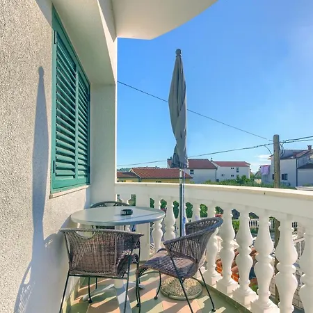 Apartmani Vukicevic Vodice Exterior photo