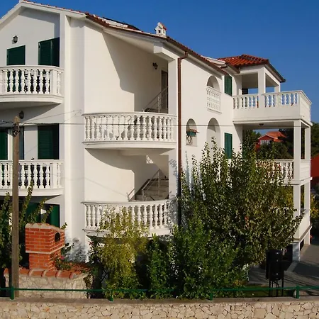 Apartmani Vukicevic Vodice Exterior photo
